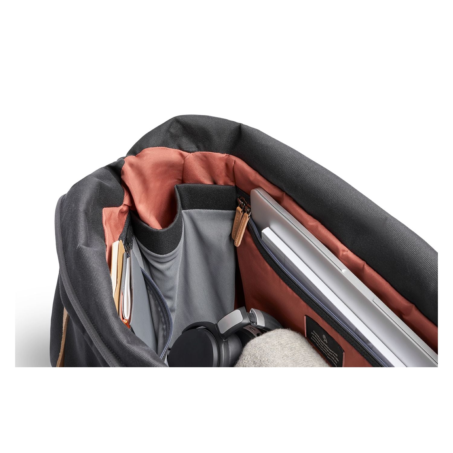 Bellroy Weekender Plus - Charcoal