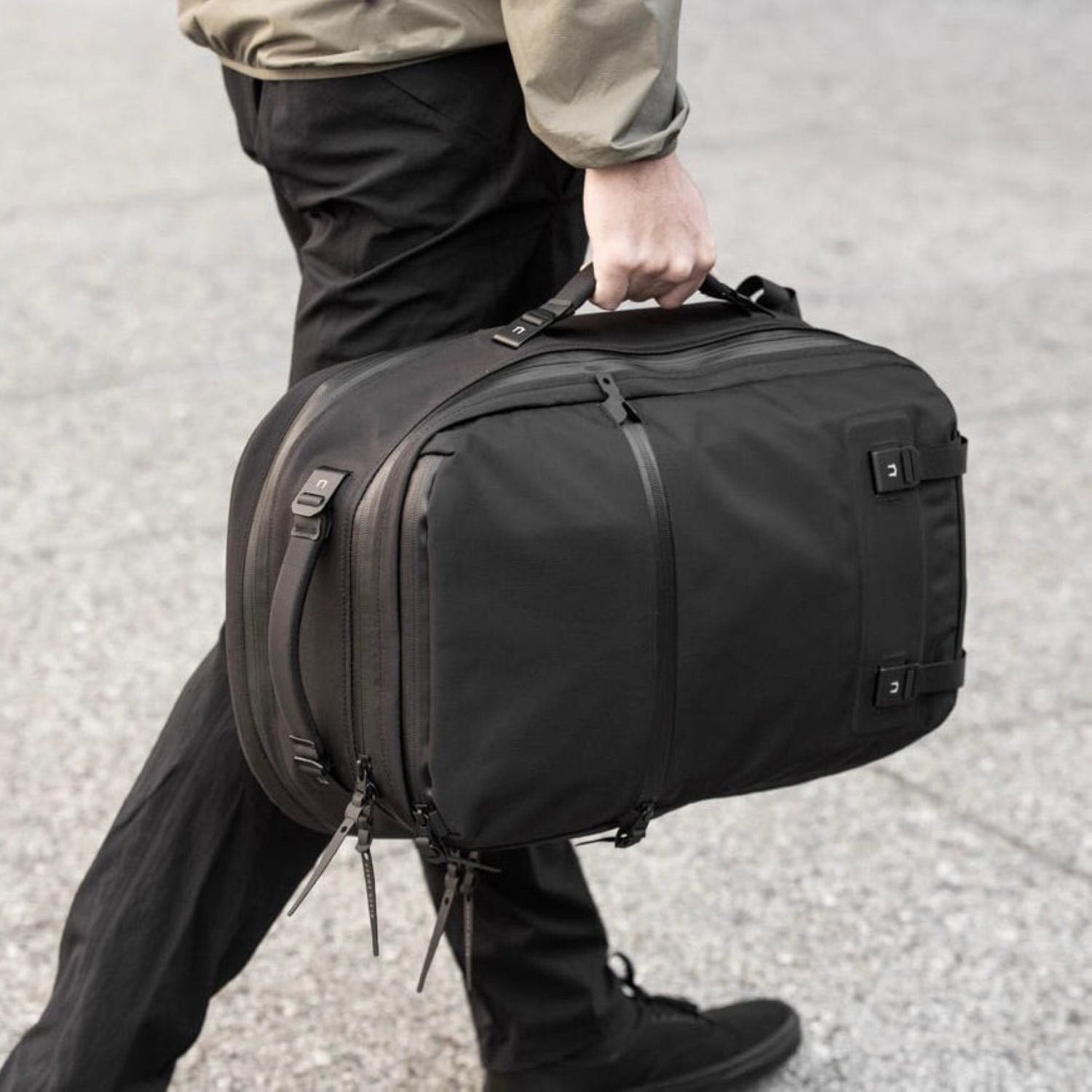 Black Ember Citadel 25 Handle - Black