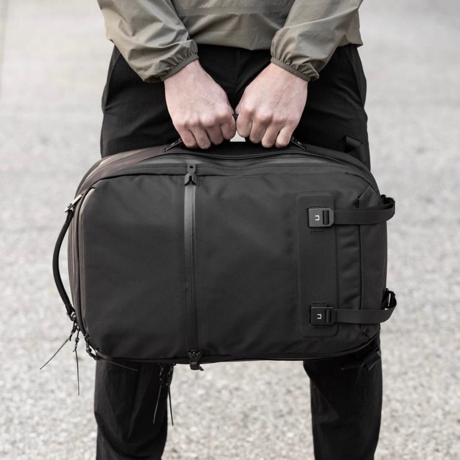 Black Ember Citadel 25 Handle - Black