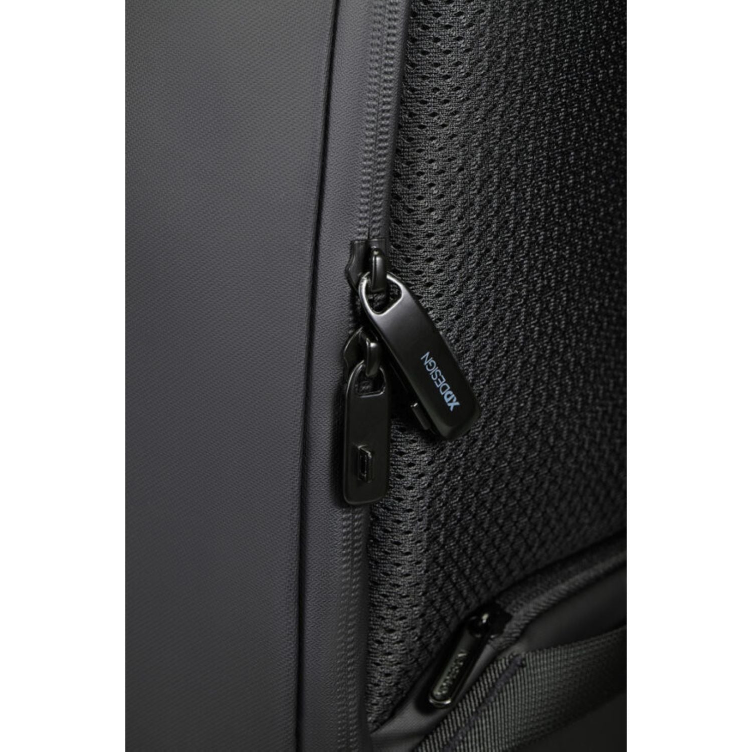 Bobby Edge Backpack - Black