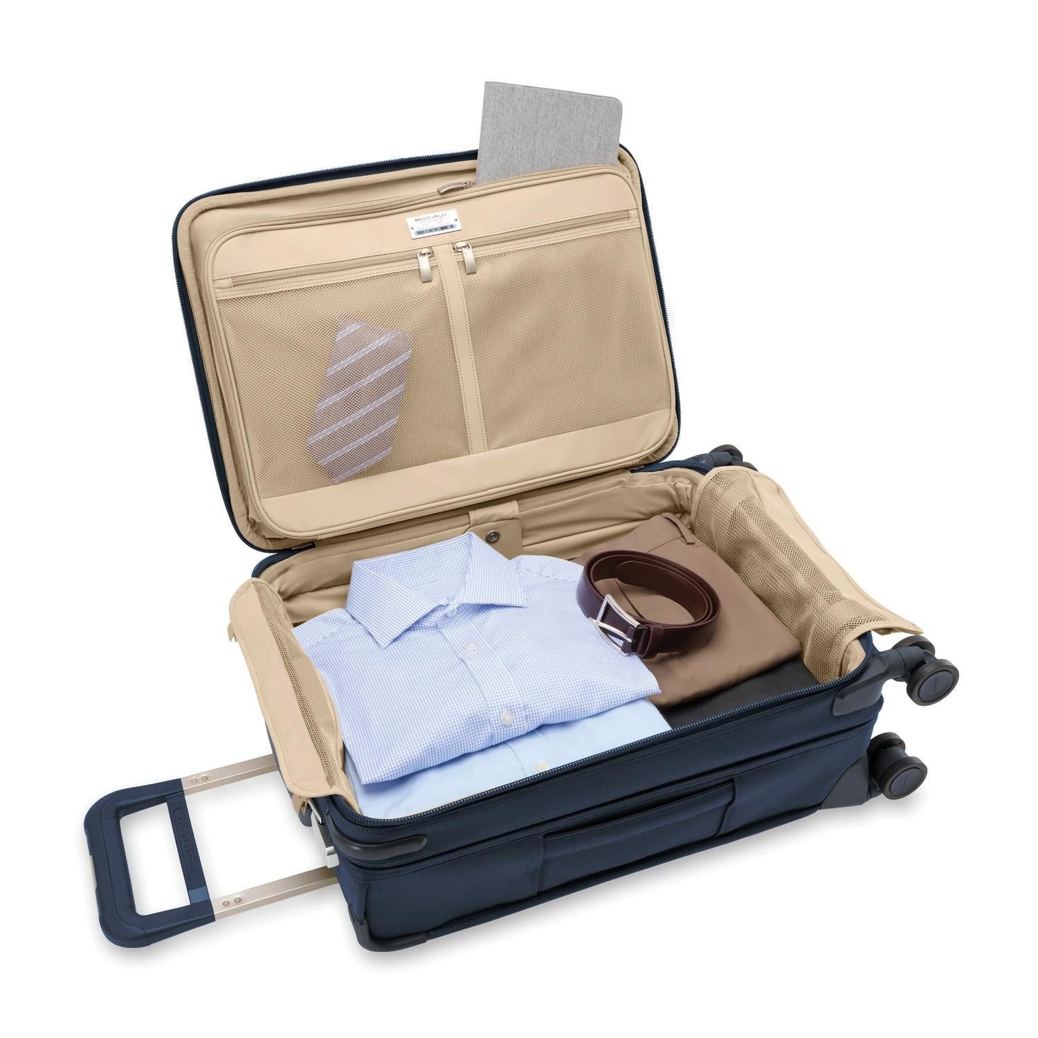 Briggs & Riley Baseline Essential Carry-On Spinner (Navy)