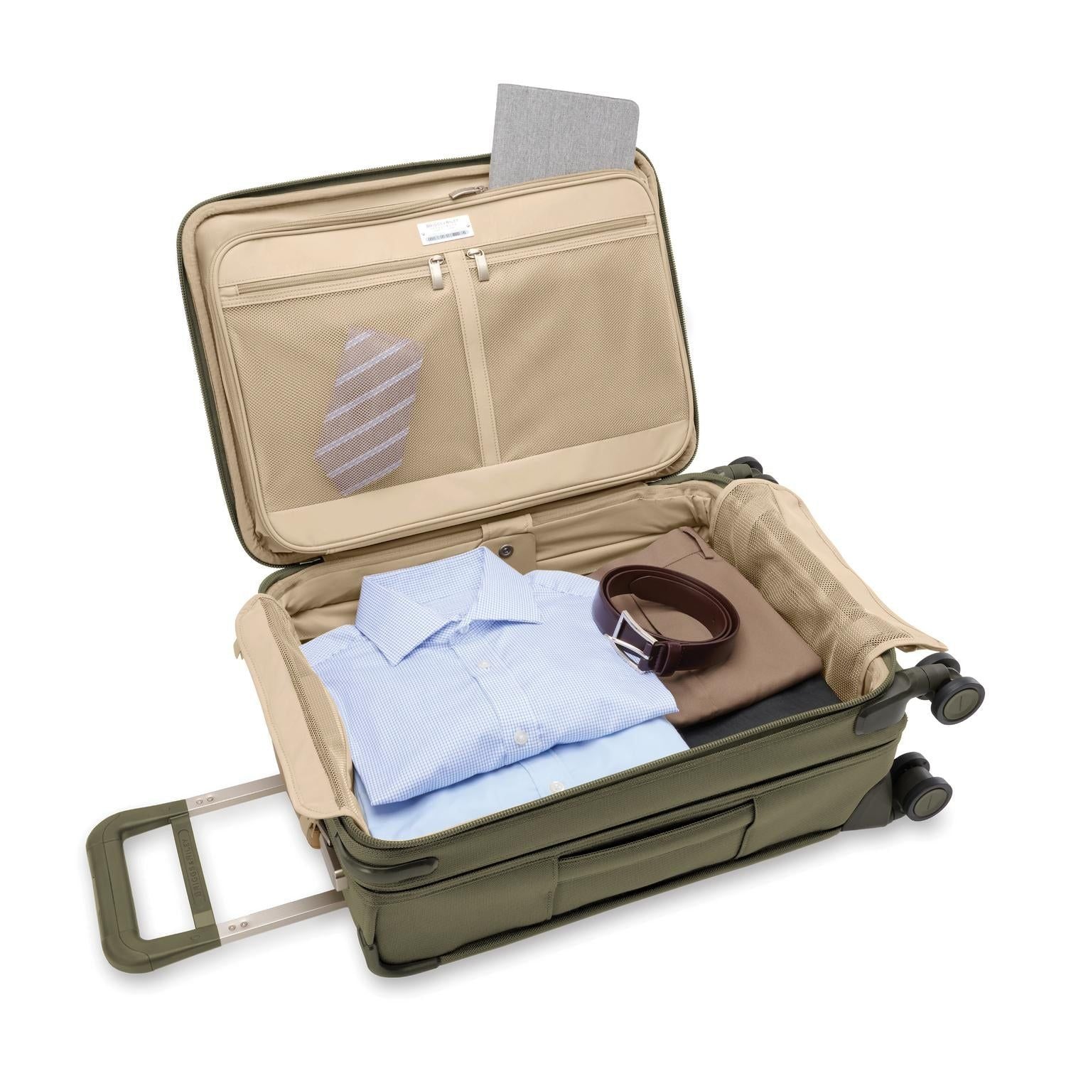 Briggs & Riley Baseline Essential Carry-On Spinner (Olive)