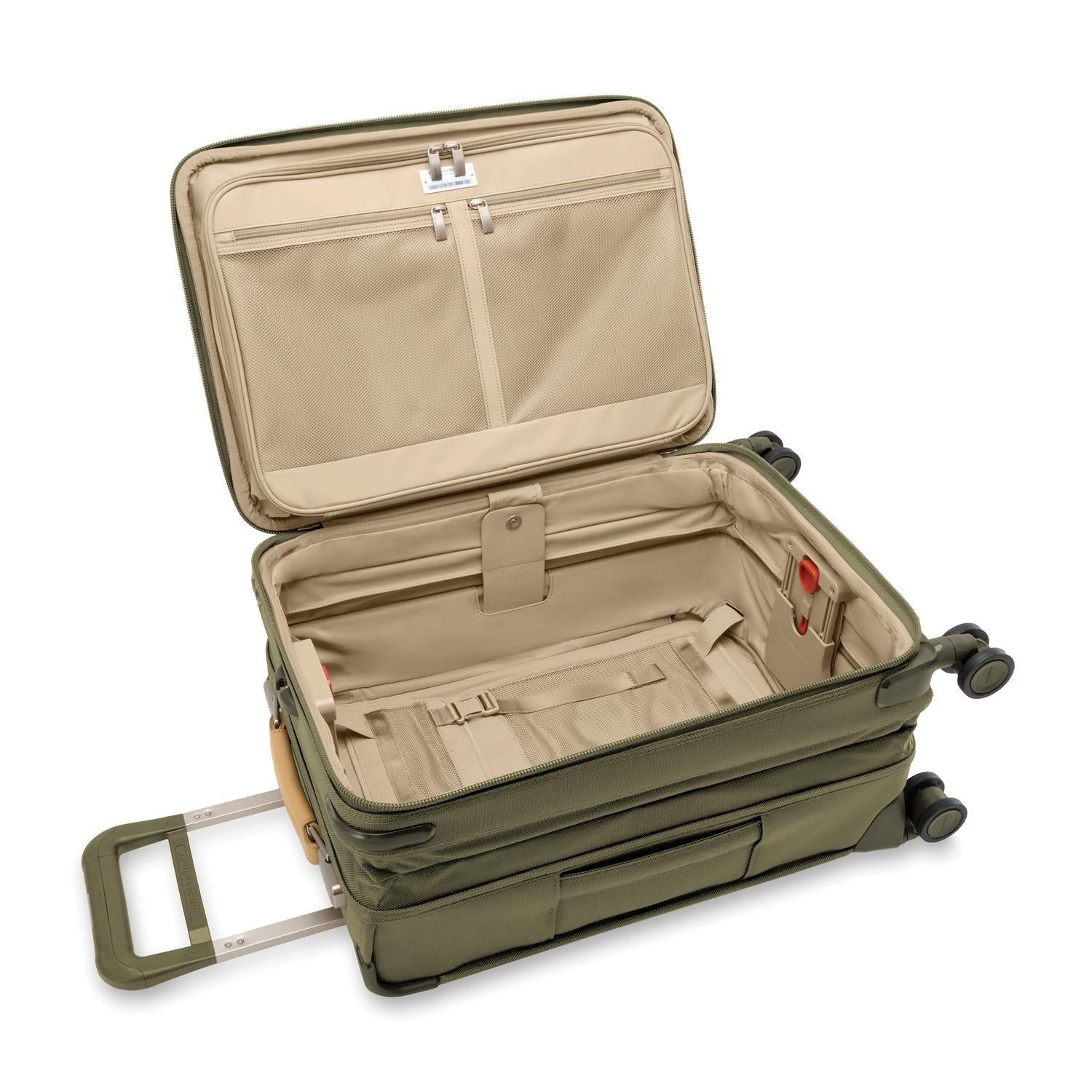 Briggs & Riley Baseline Essential Carry-On Spinner (Olive)