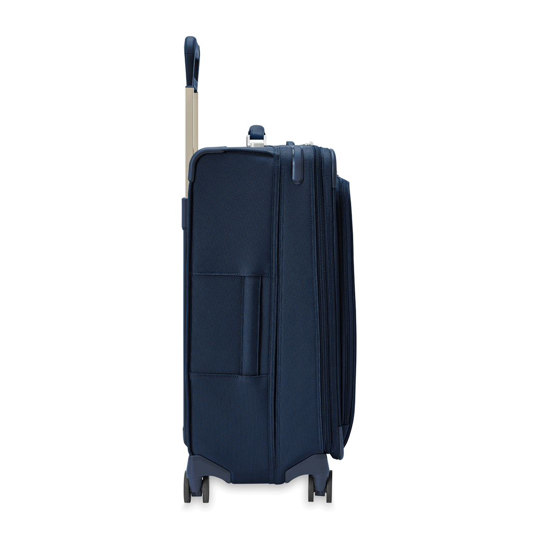 Briggs & Riley Baseline Medium Expandable Spinner (Black)