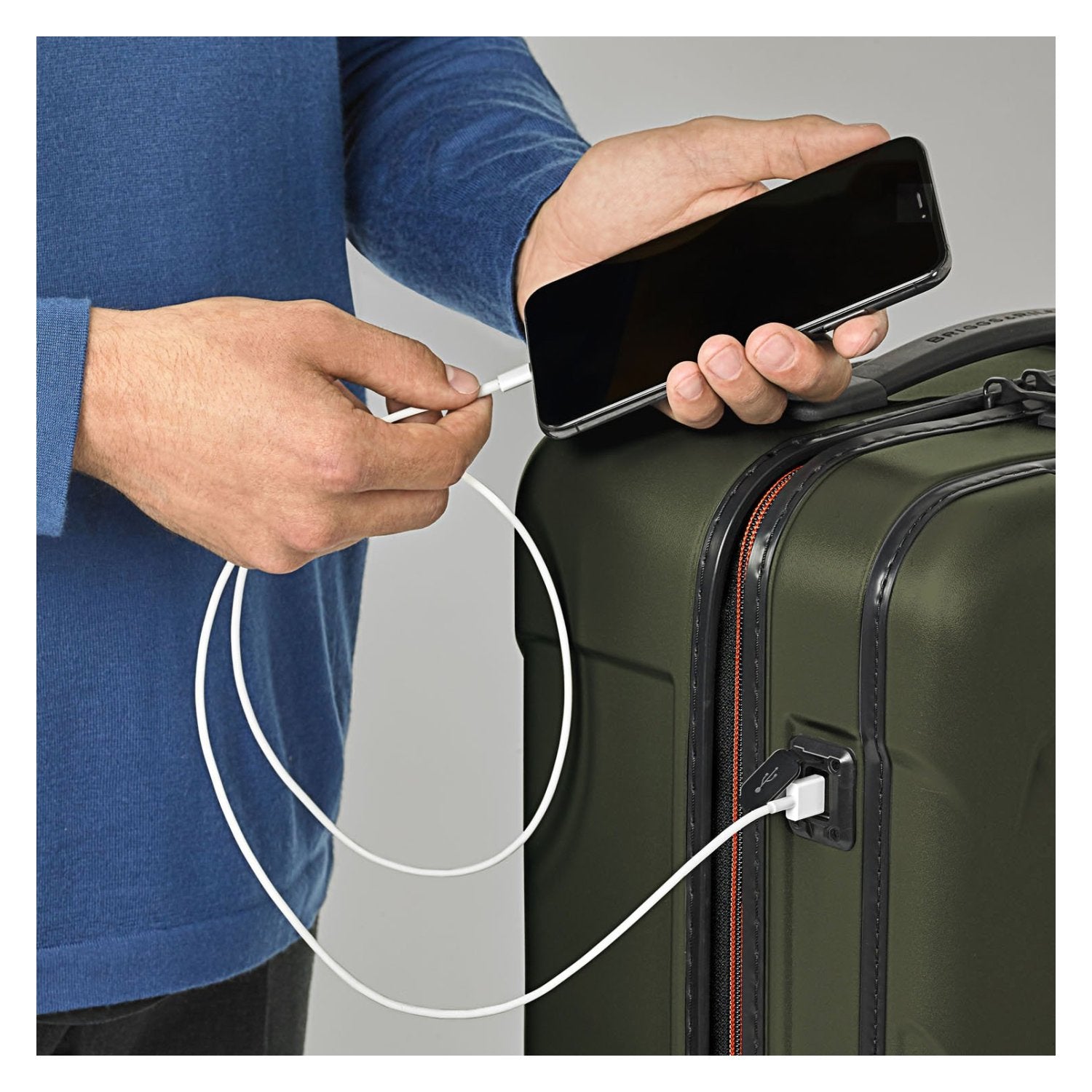 Briggs & Riley Torq 2.0 International Carry-On Luggage Spinner (Hunter)