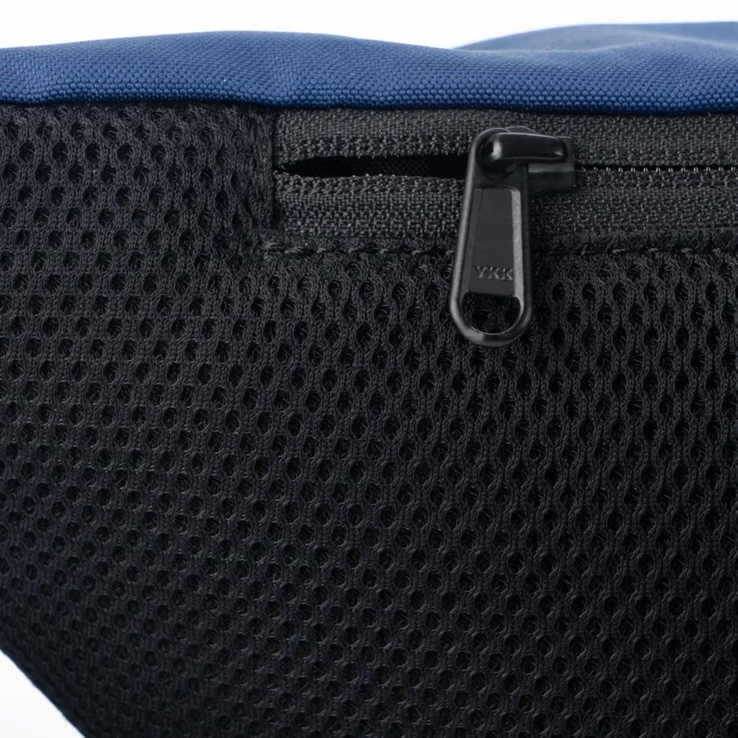 Cabinzero Classic Hip Pack 2L (Navy)