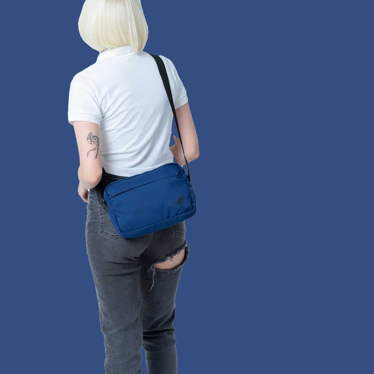 Cabinzero Flipside Shoulder Bag 3L - Navy