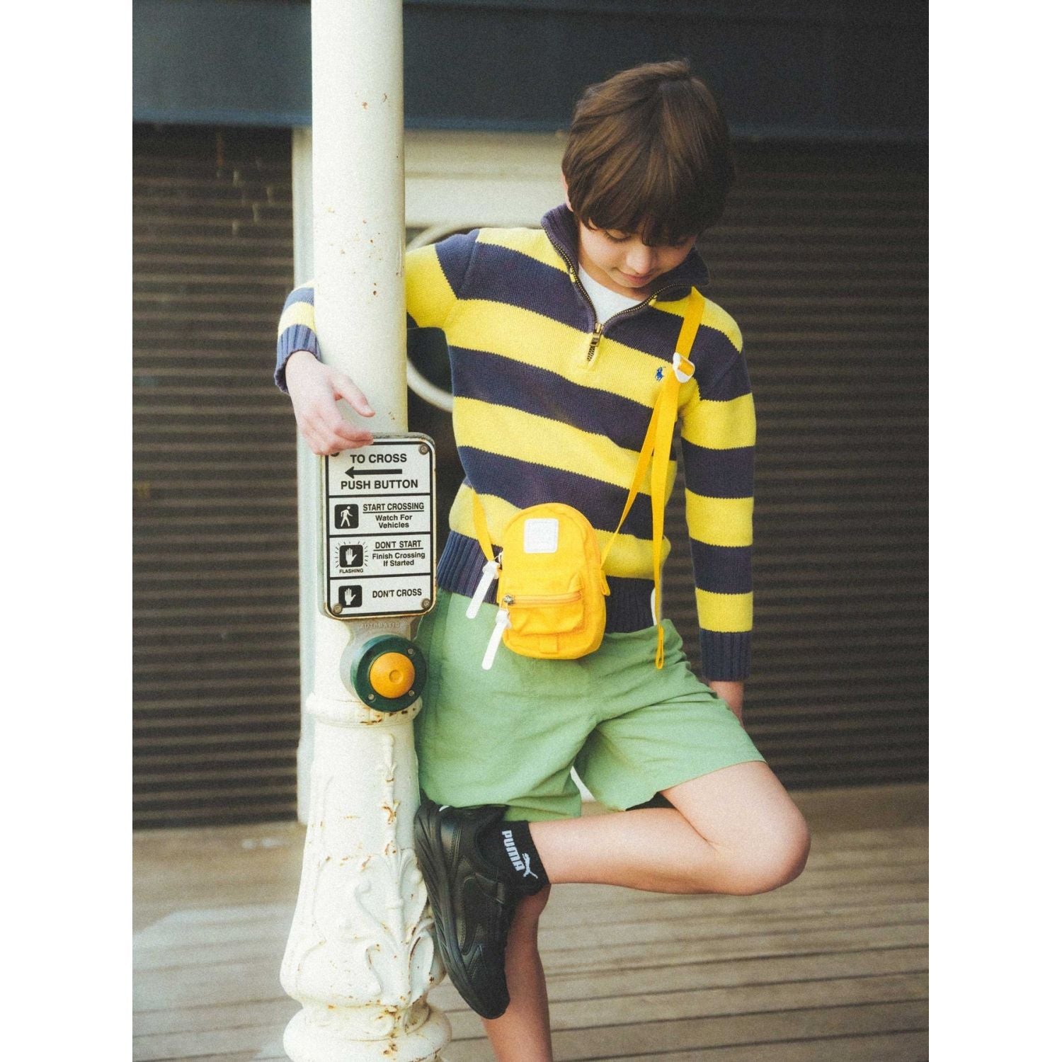 Cilocala Regular Packman Shoulder Bag (Banana)