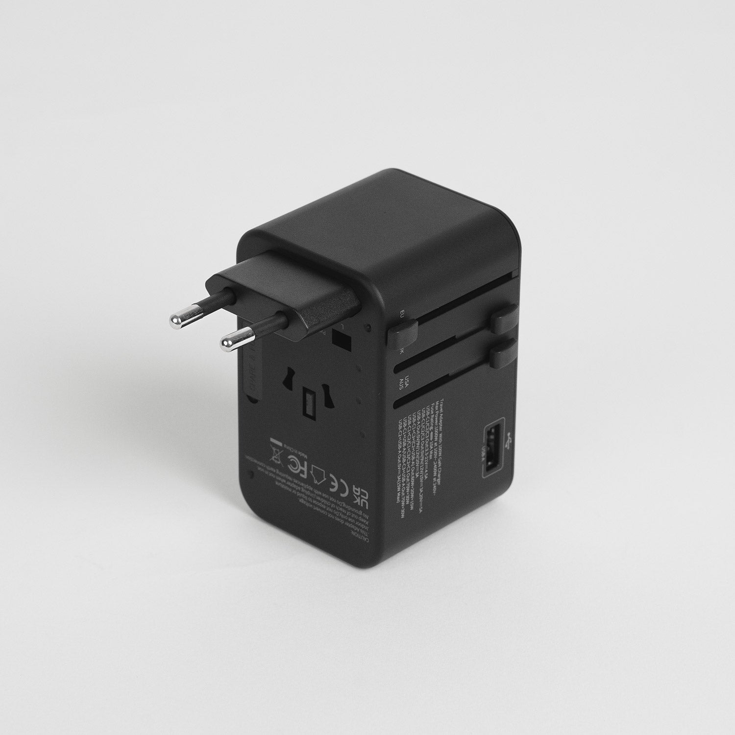 Crossing World Travel Adaptor 100W with 1 X USB-A + 3 X USB-C - Black