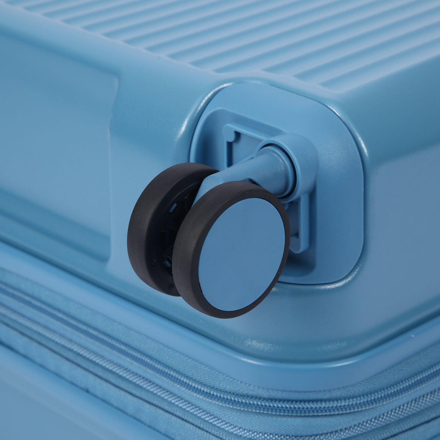 Crossing Vive Polycarbonate Expandable Medium Luggage T25 - Blue