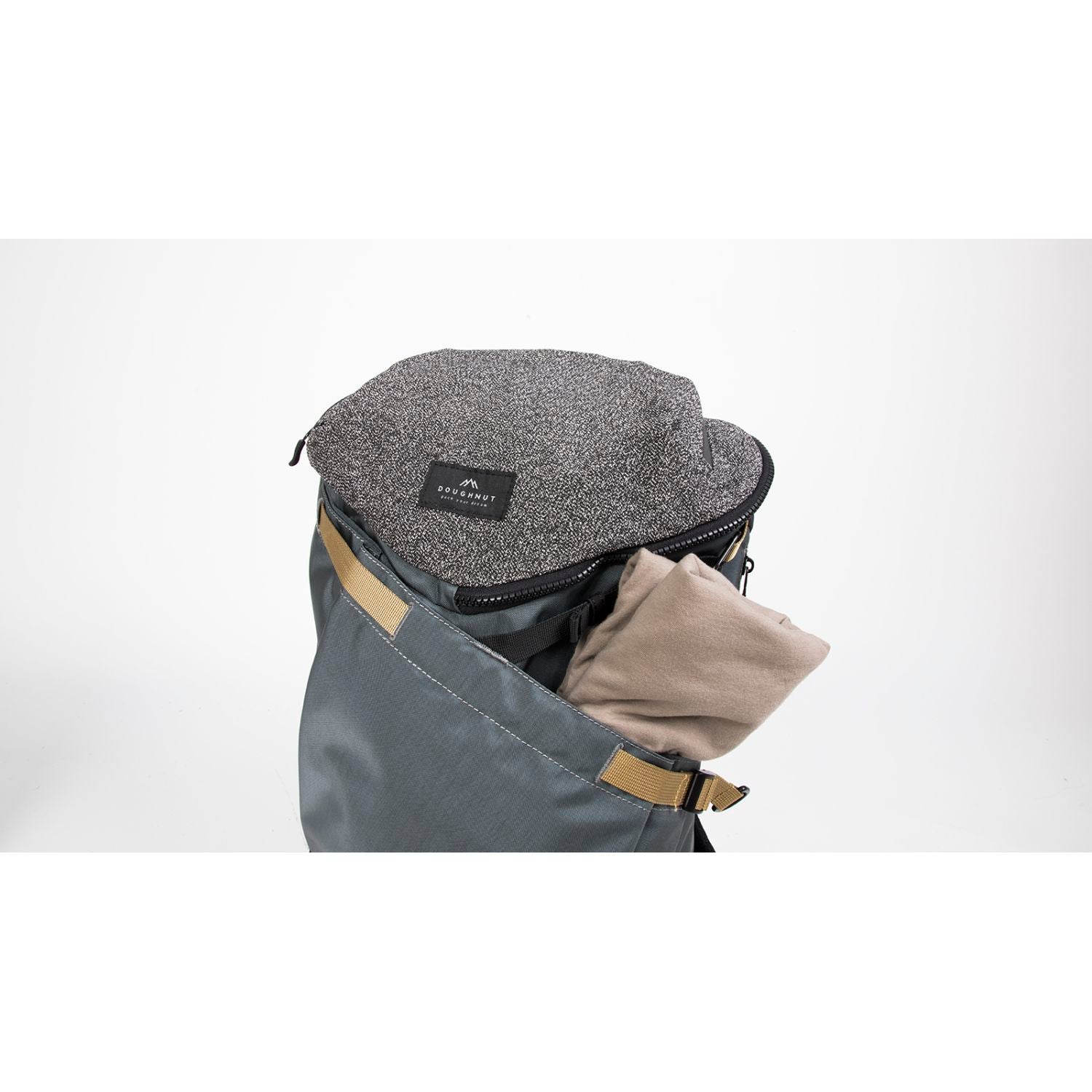 Doughnut Dynamic Large Shield Series - Black