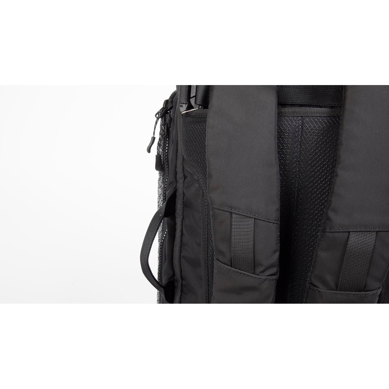 Doughnut Sturdy Shield Series - Black