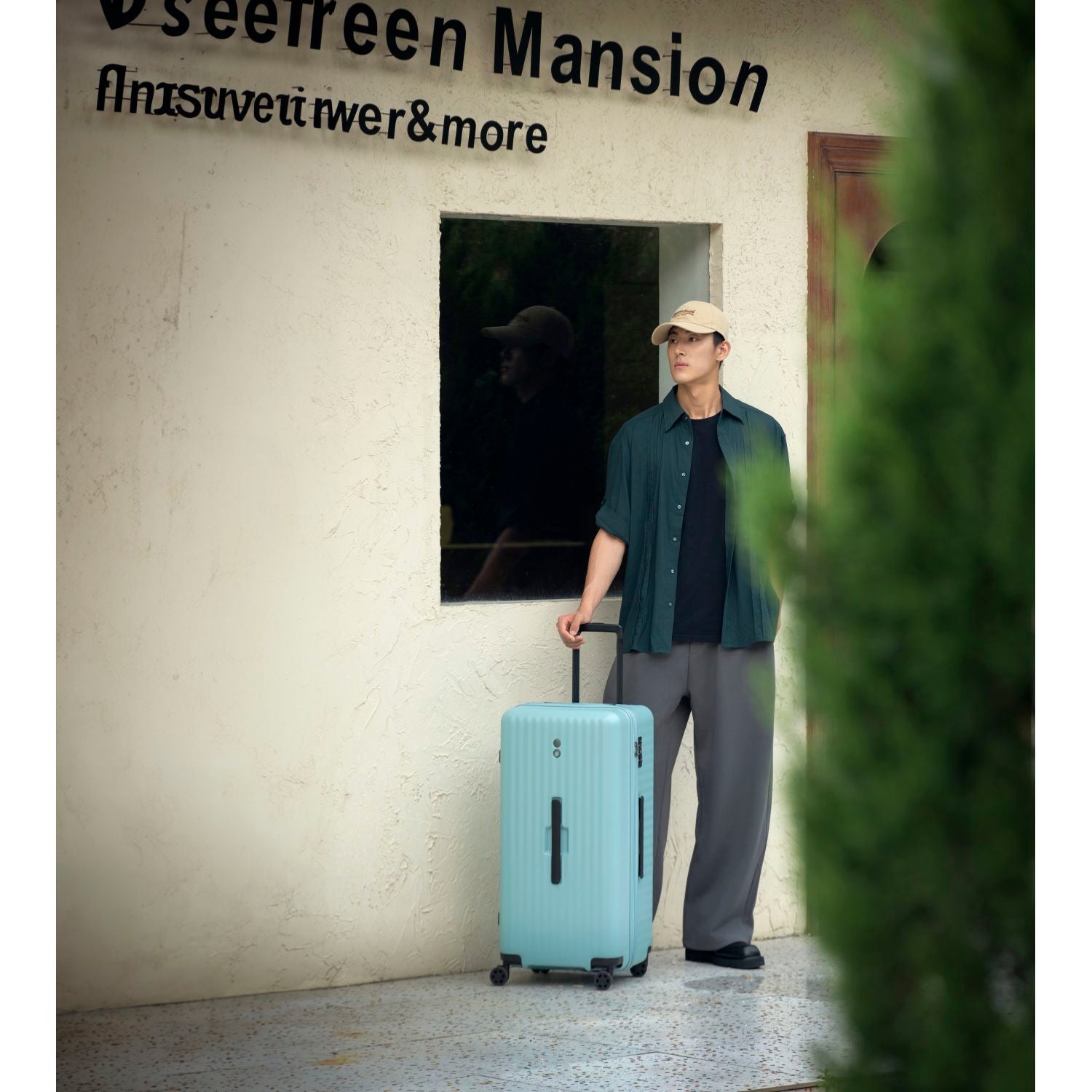 Echolac Celestra Supertrunk 28" Large Luggage (Light Blue)