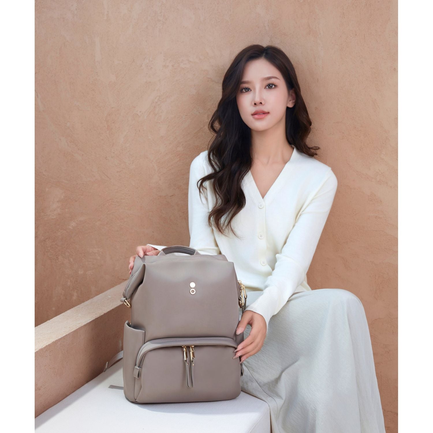 Echolac Purist Medium Backpack (Grey)