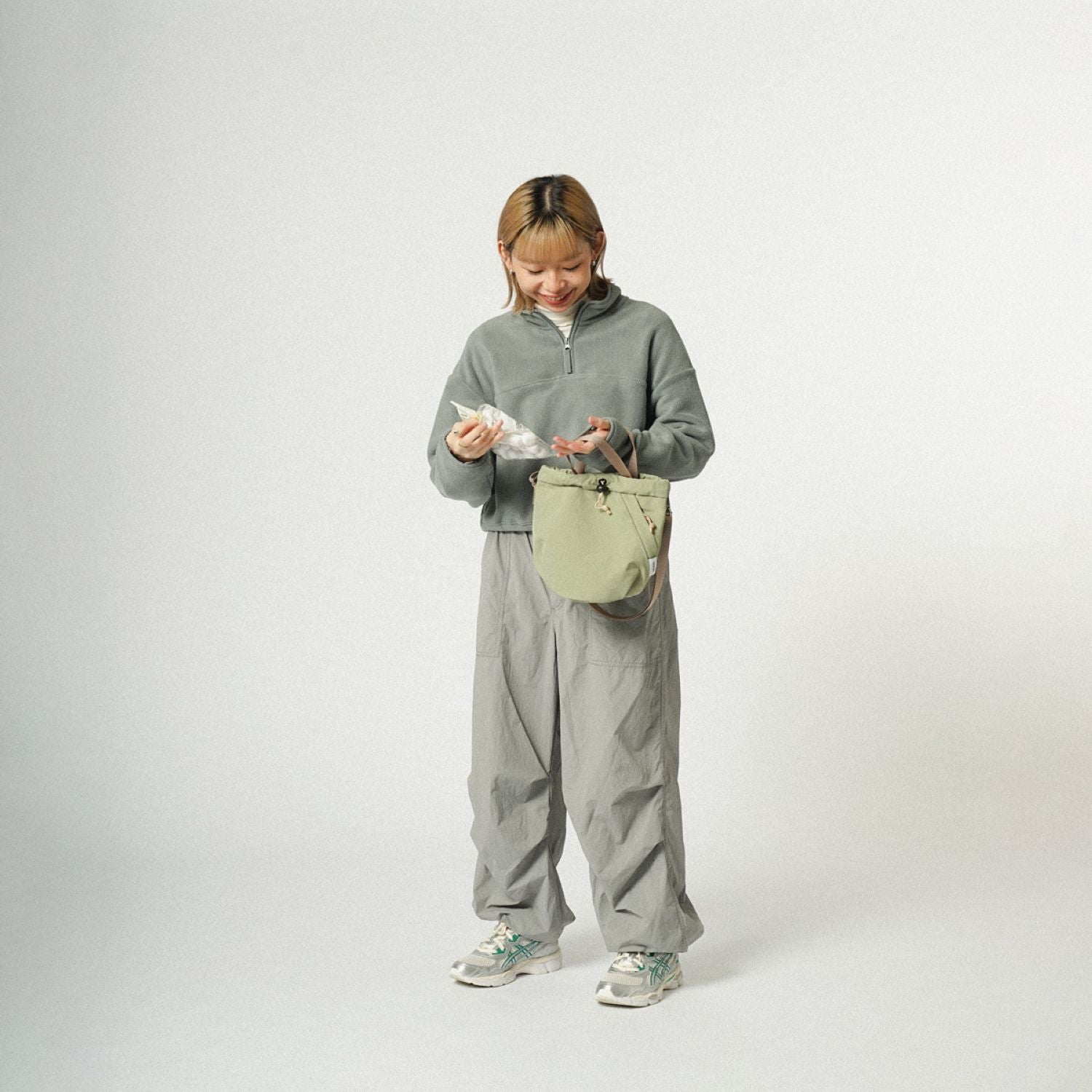 Hellolulu Chico 2 Sided Shoulder (S) (Fog Green)