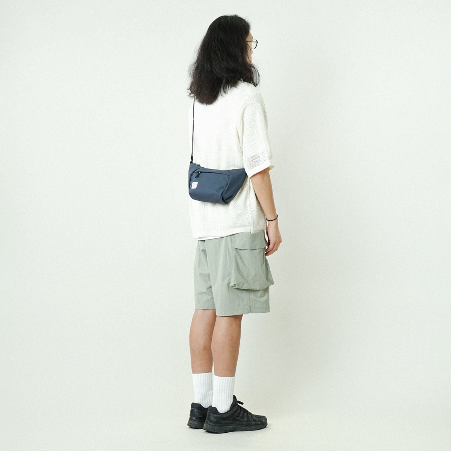 Hellolulu Cora 3-Way Sling Bag (Dark Sapphire)