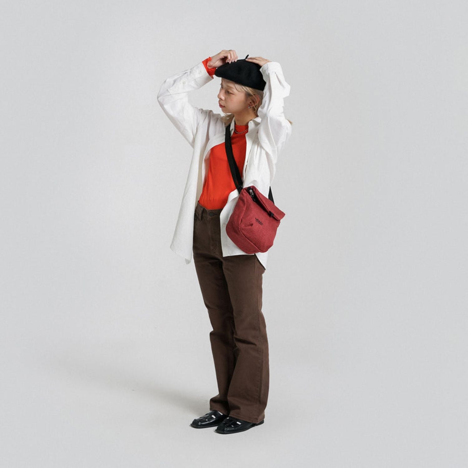 Hellolulu Desi Sling Bag Recycled (Solid Wine)