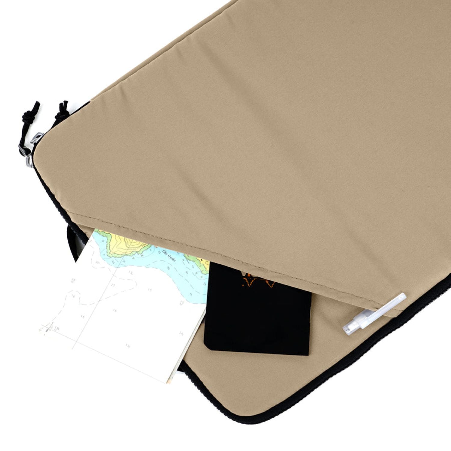 Hellolulu Eilif 3-Way Sleeve Case 16" Recycled (Pastel Khaki)