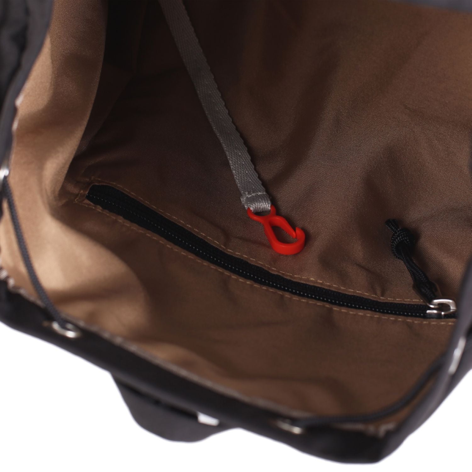 Hellolulu Jesse Day Pack M (Basic Black)