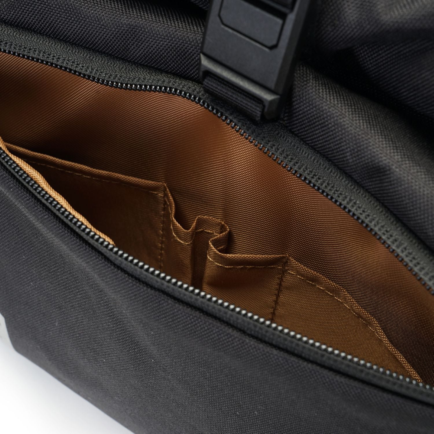 Hellolulu Mody DSLR Camera Bag Recycled (Lava Black)