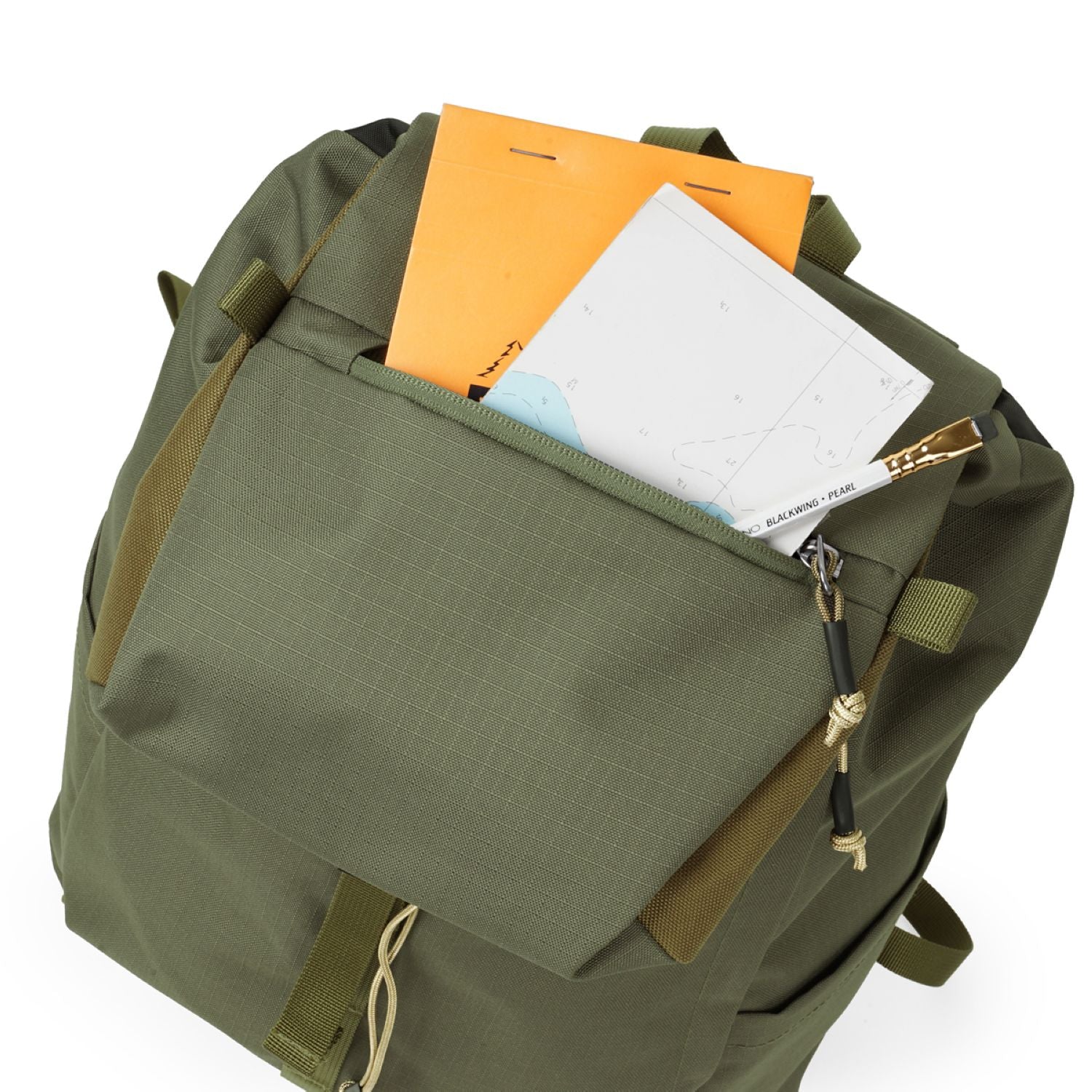 Hellolulu Saro Utility Flap Backpack M Recycled (Olive Drab)