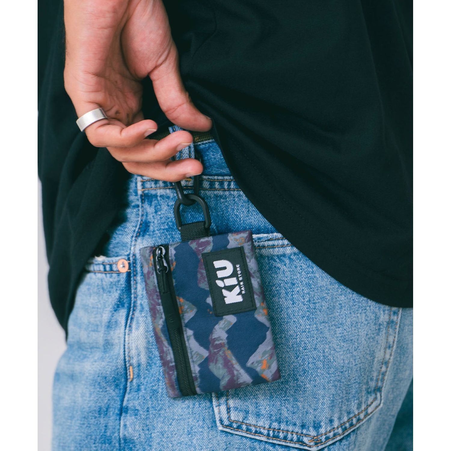 KiU Water Repellent Multi Case (Fox Face)