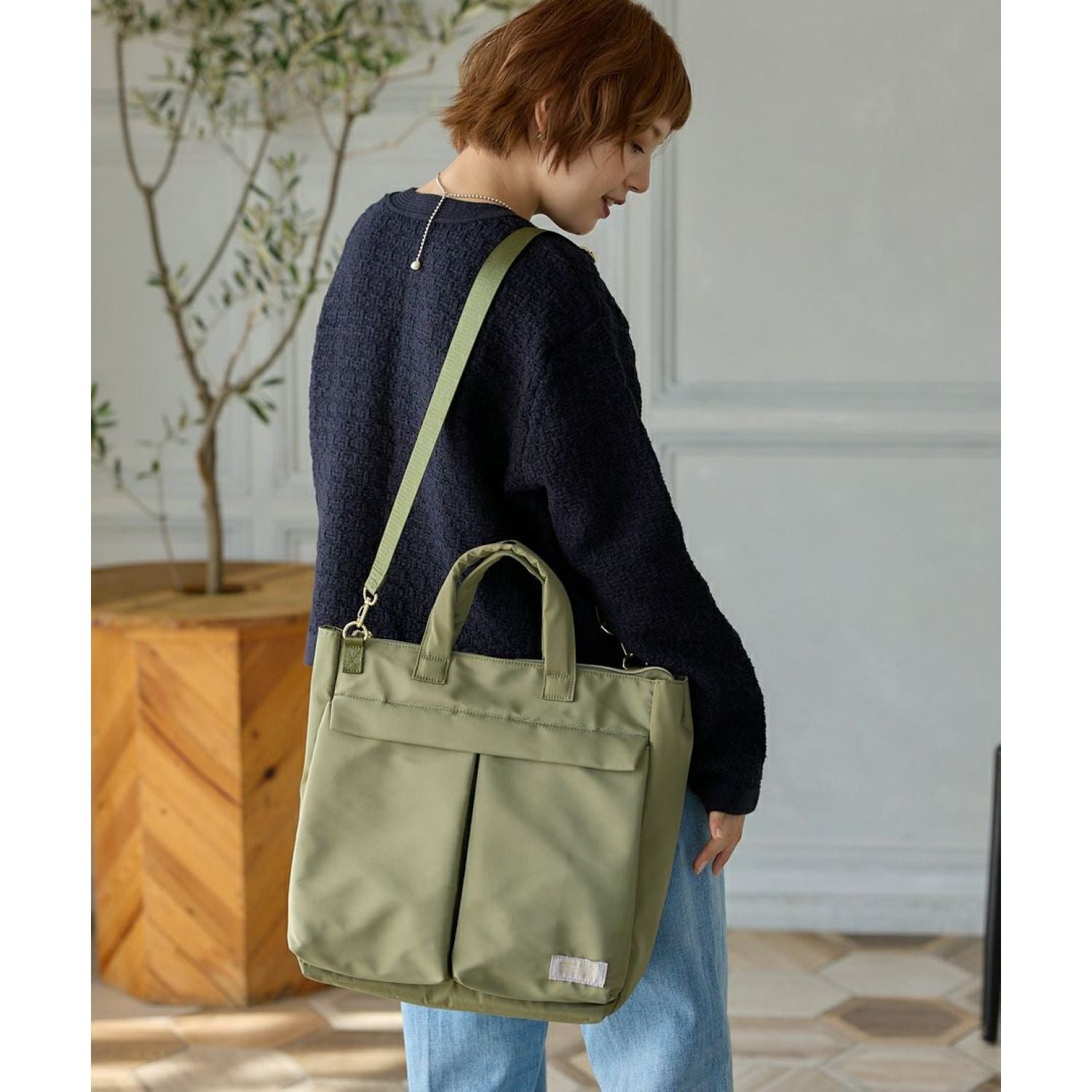 Legato Largo Helmet Bag 2Way A4 Tote Bag (Grey Beige)