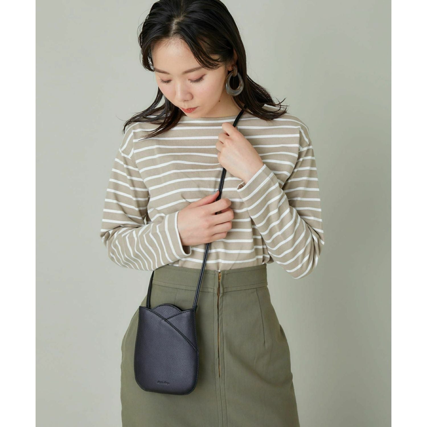 Legato Largo Tulip Faux Leather Series Smart Phone Shoulder Bag (Pink/Beige)