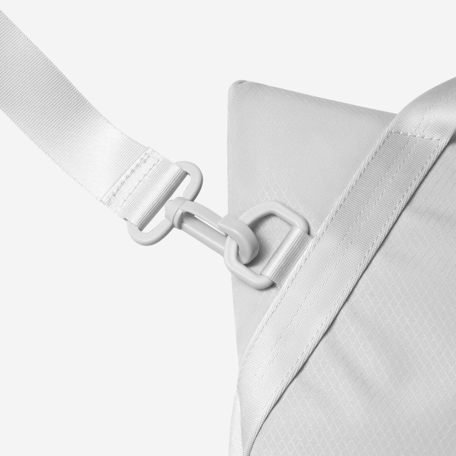 MAH Airy Cross 6L Sling Bag - Light Grey