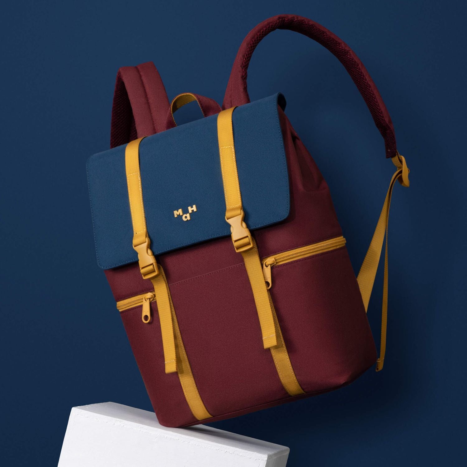 MAH Siro 11L Backpack - Wine/Blue