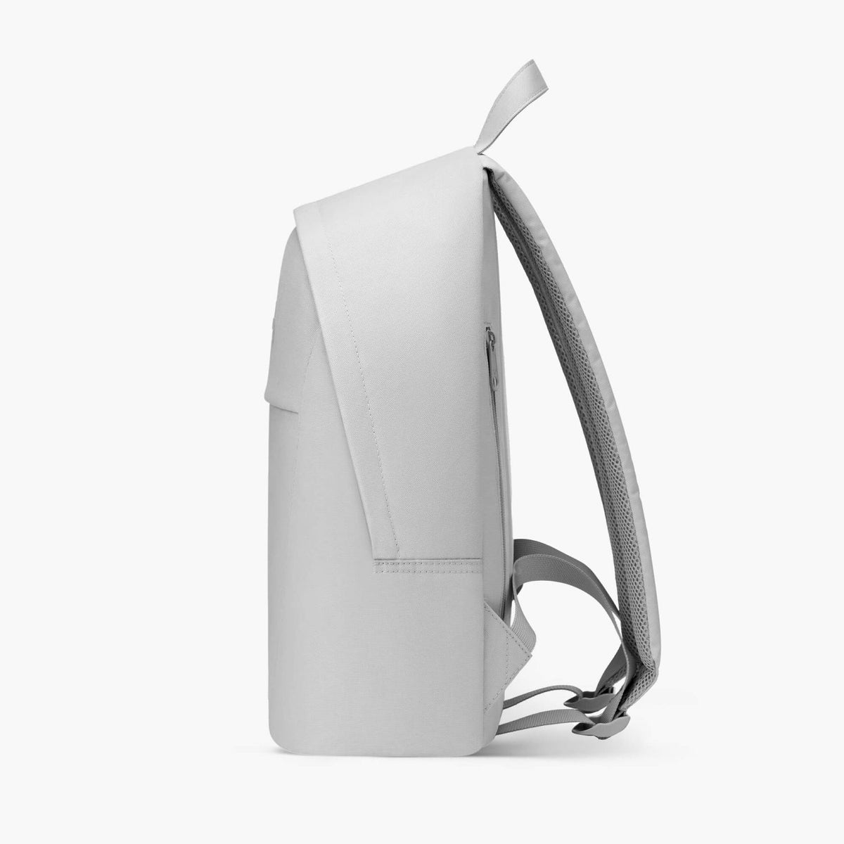 MAH Vital Backpack - Black | The Planet Traveller