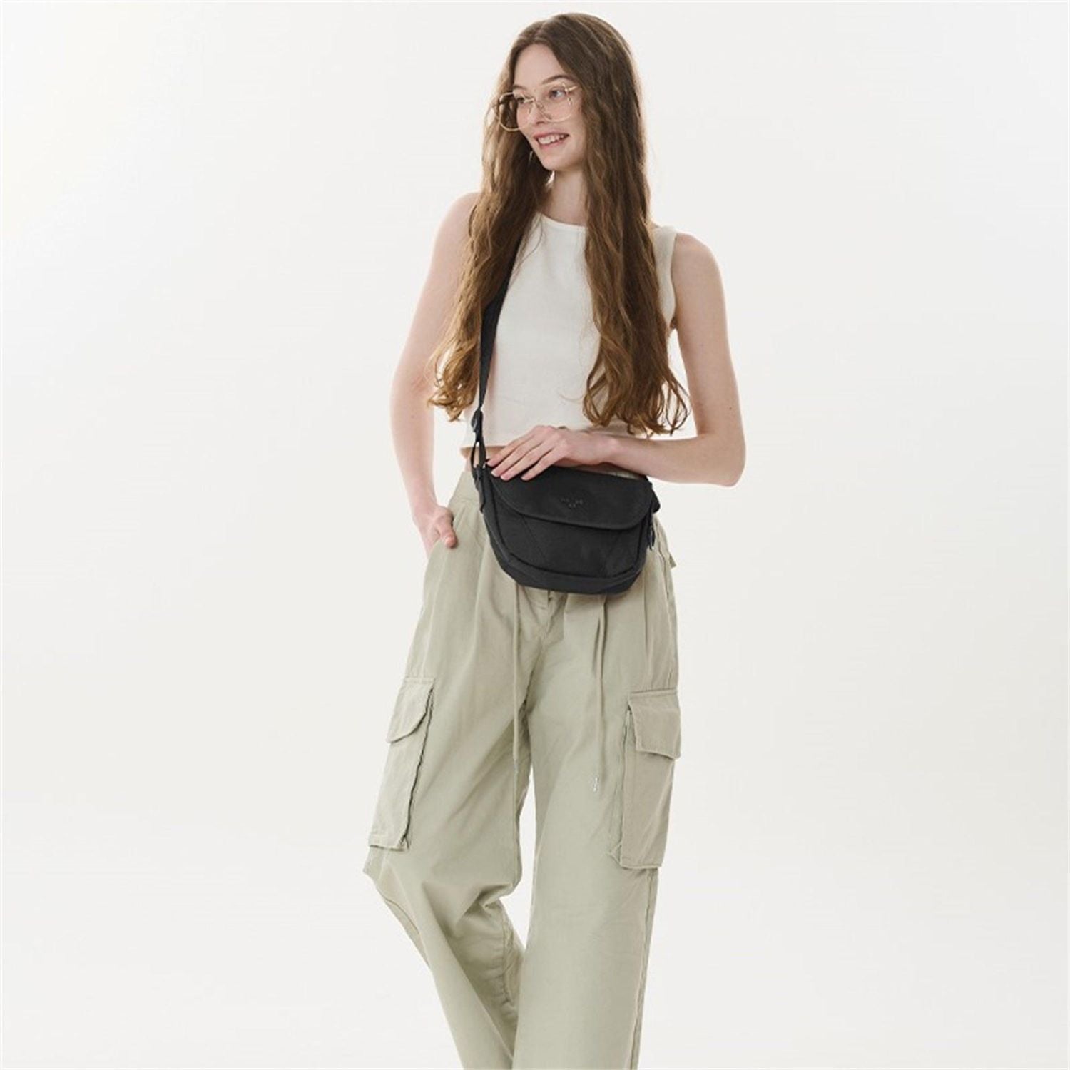 MAH Young Cross Shuttle Sling Bag - Black