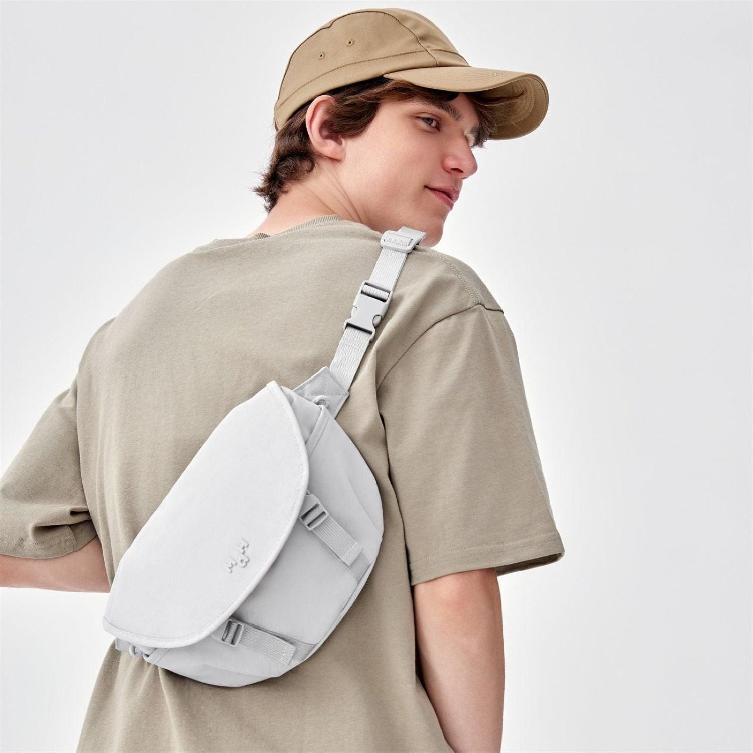 MAH Young Tour Hip Pack Sling Bag - Dark Blue