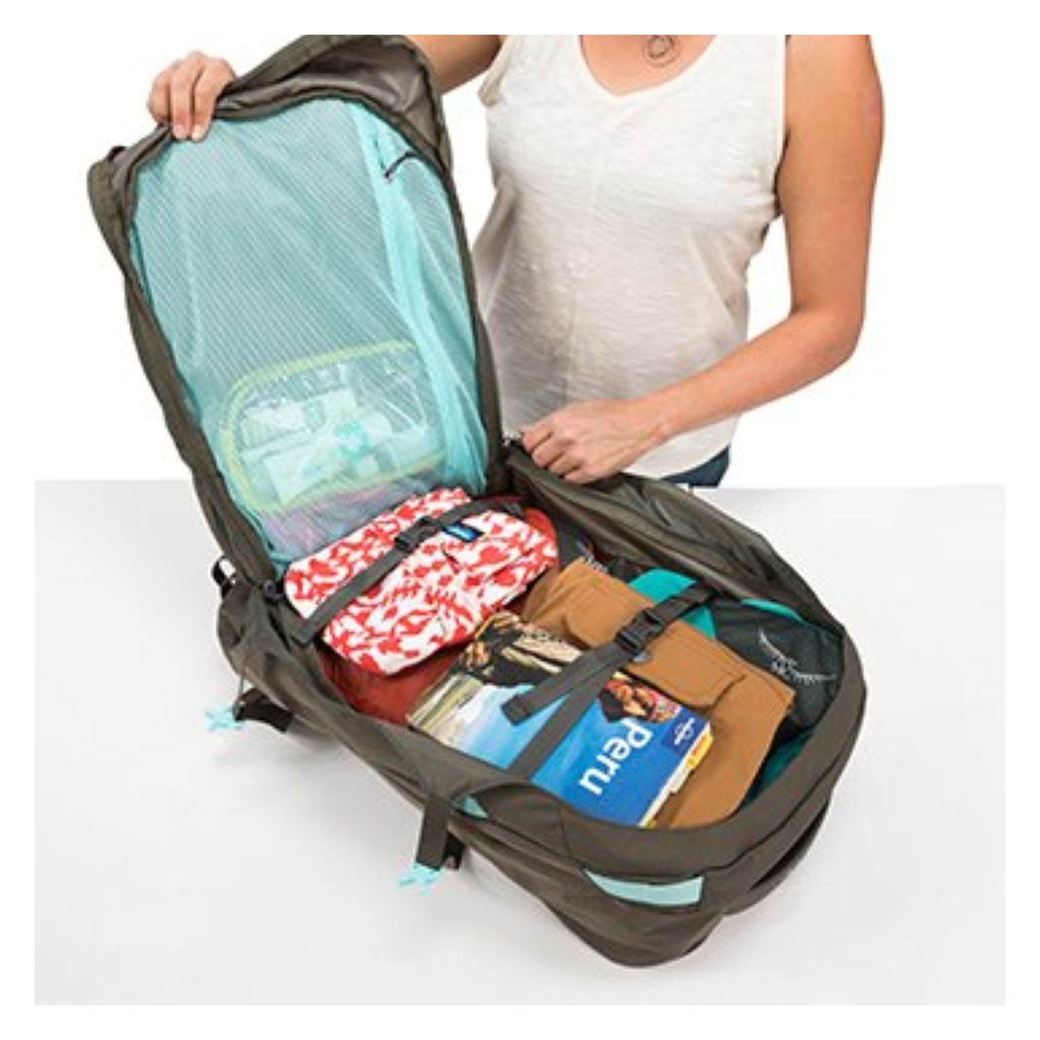 Osprey Fairview Travel Pack 55 Backpack - Extra Small/Small -  Women's Travel - Trekking (Rainforest Green)