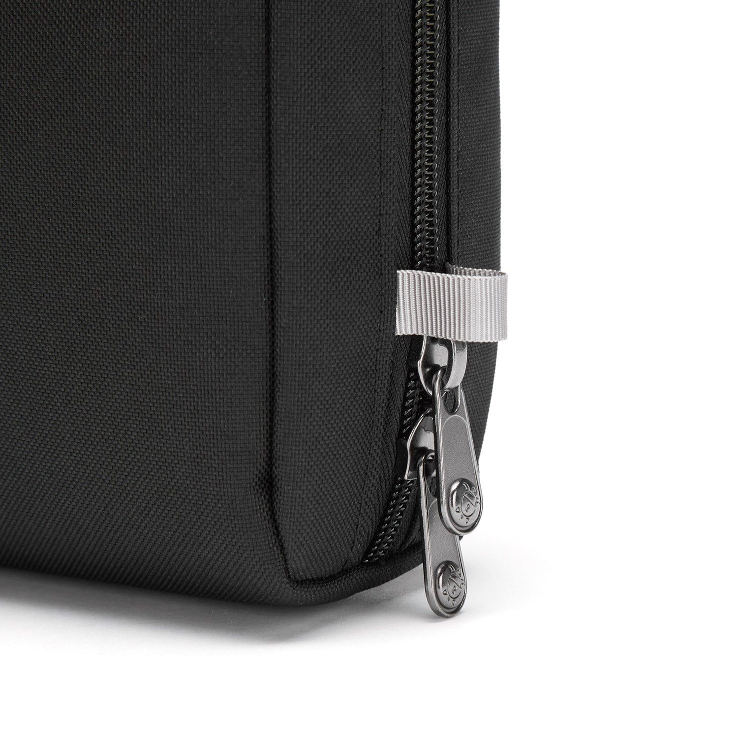 Pacsafe RFIDsafe Gear Pouch (Jet Black)