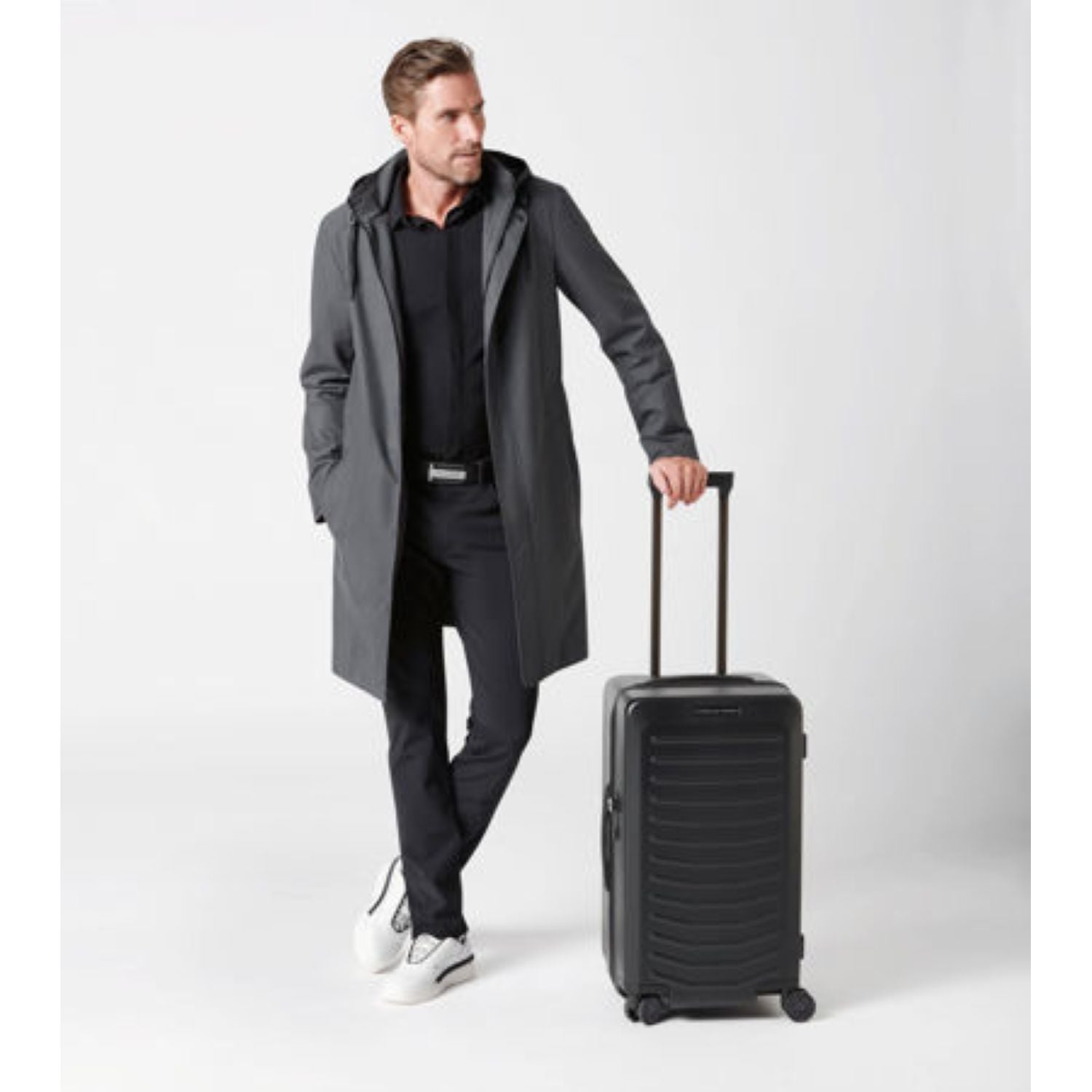 Porsche Design Roadster 26" Medium Luggage Trunk (Black)