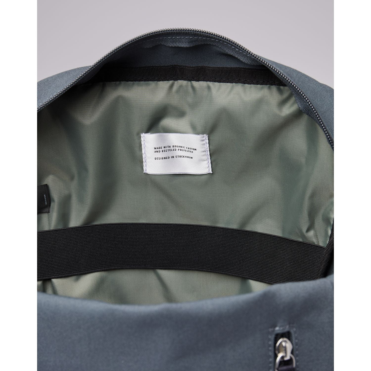 Sandqvist Knut Backpack - Dark Slate W/ Navy Webbing – The Planet