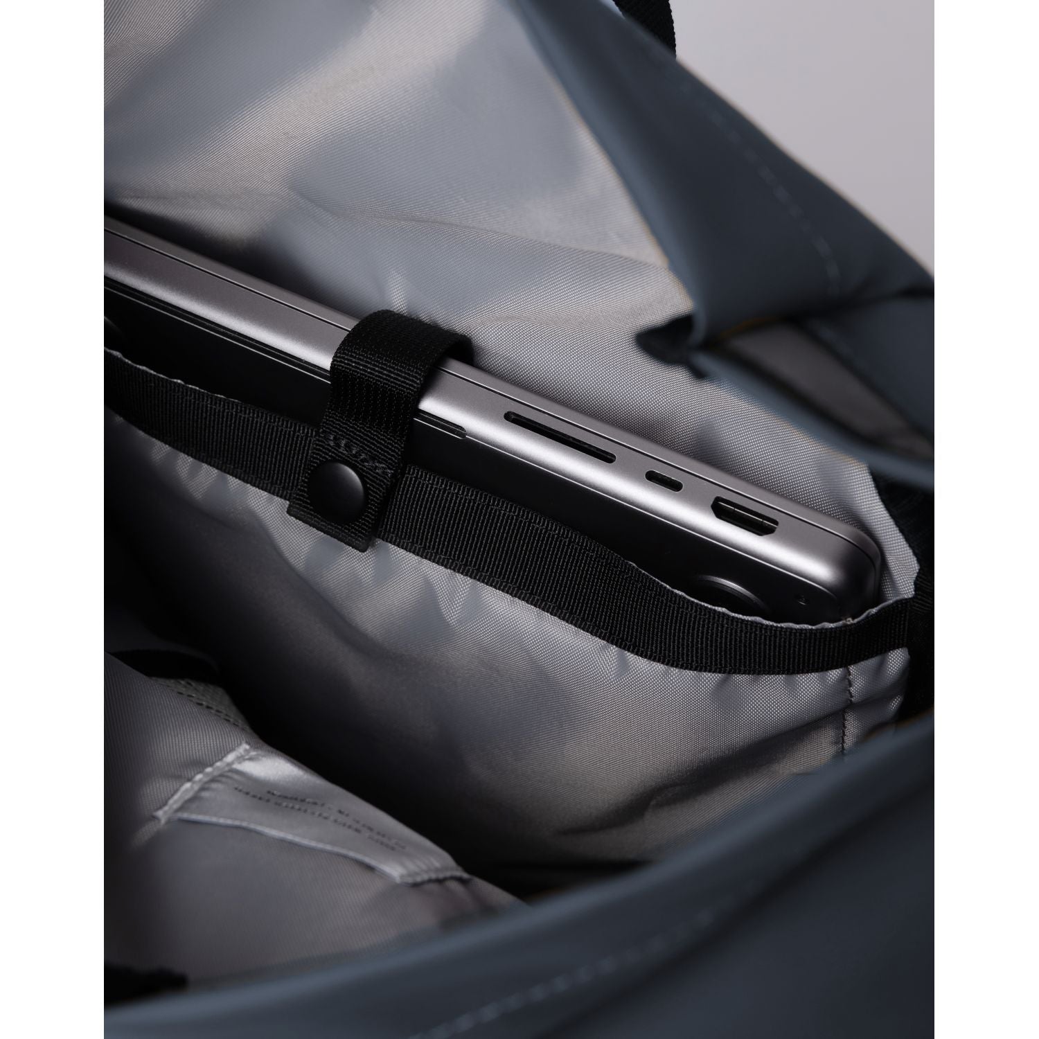 Sandqvist Ruben 2.0 Backpack - Navy