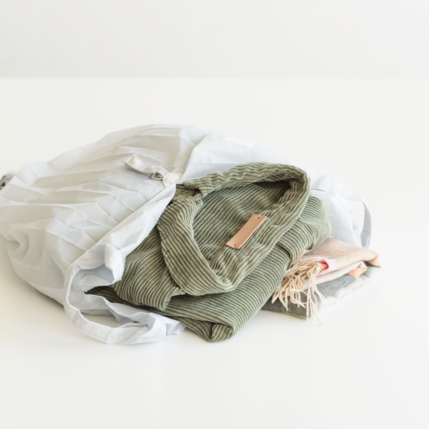 Shupatto Foldable Minimal Bag 12L - Mist Gray