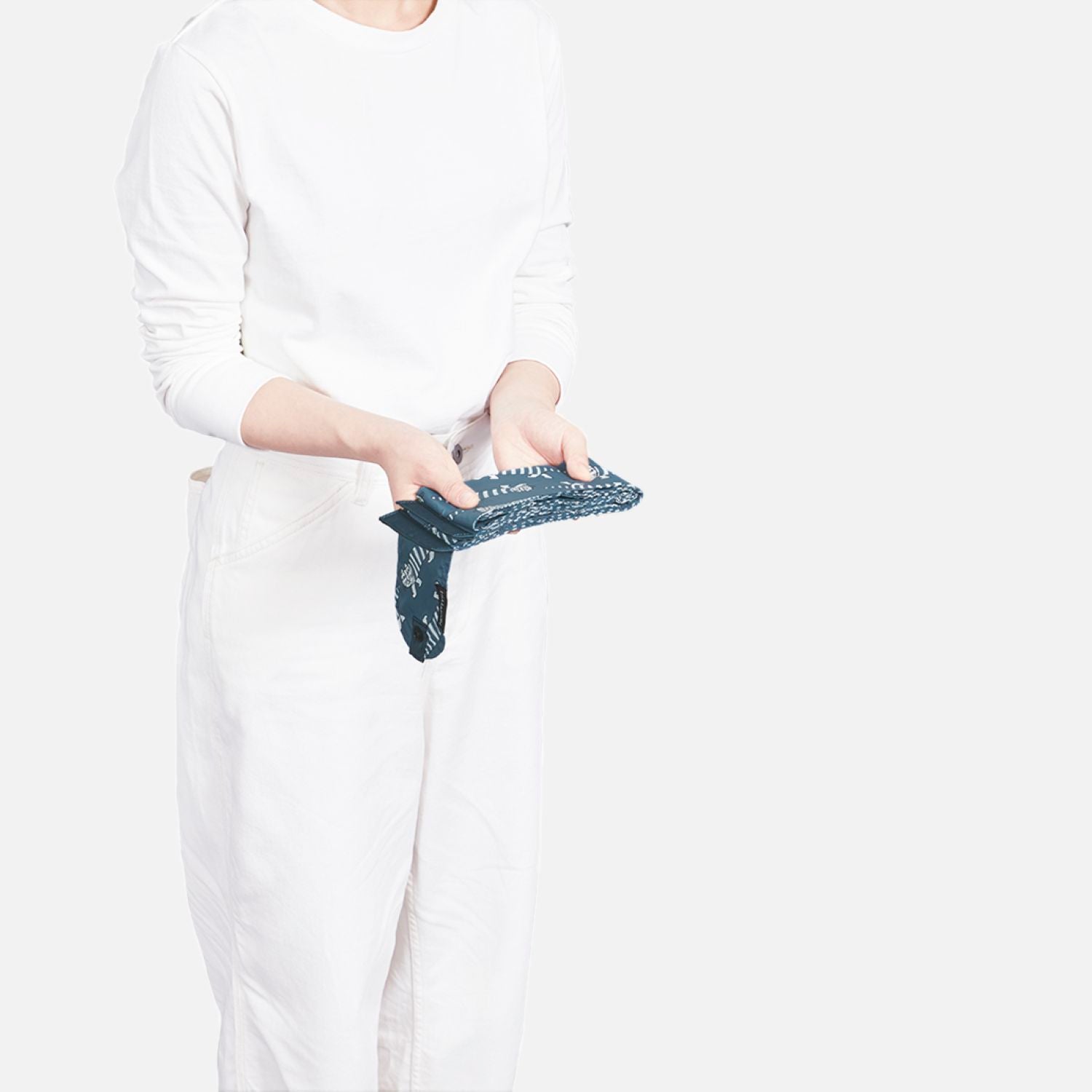 Shupatto X Lisa Larson Foldable Tote (M) - Navy