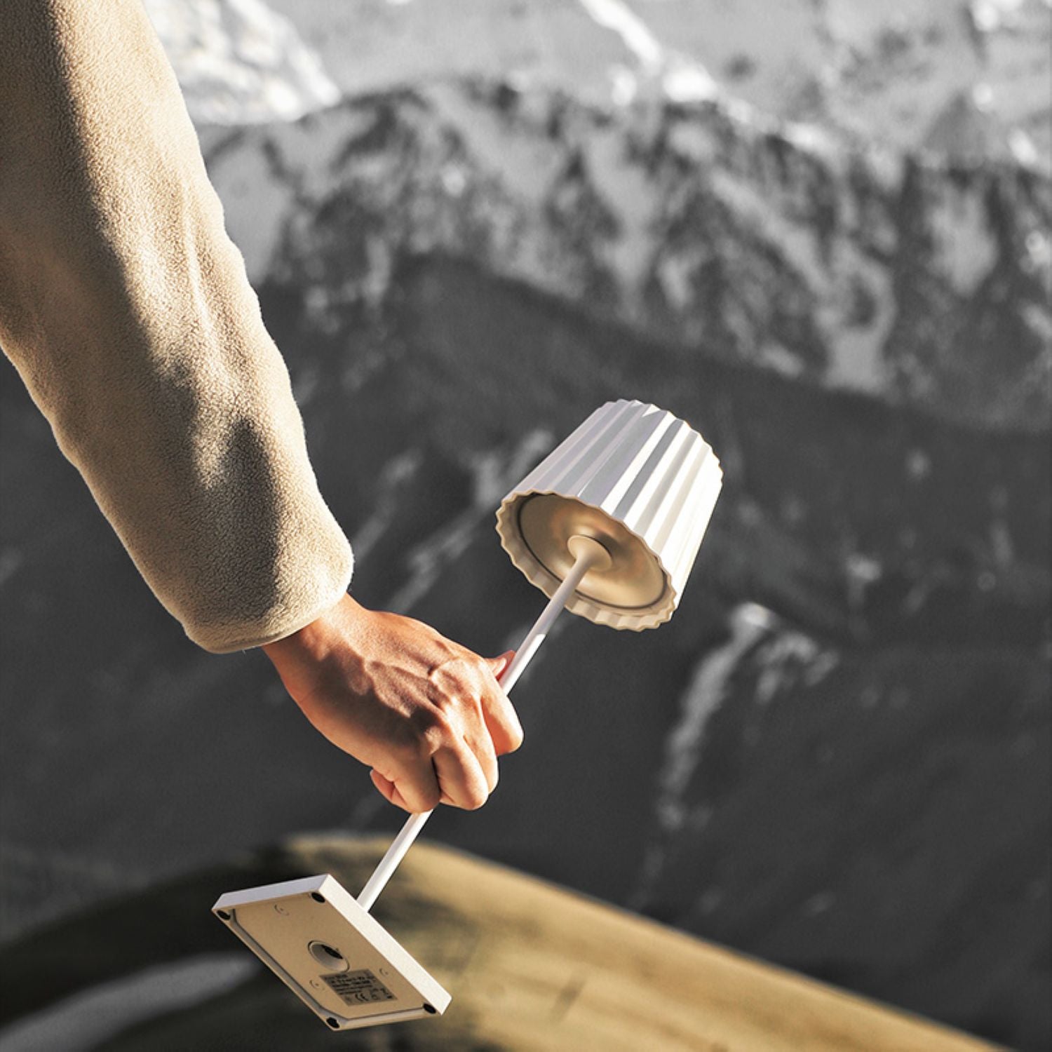 Ubiqua Plisse Nano With 123/131 Lumens - 1.4W 5V Power (Sage Green)