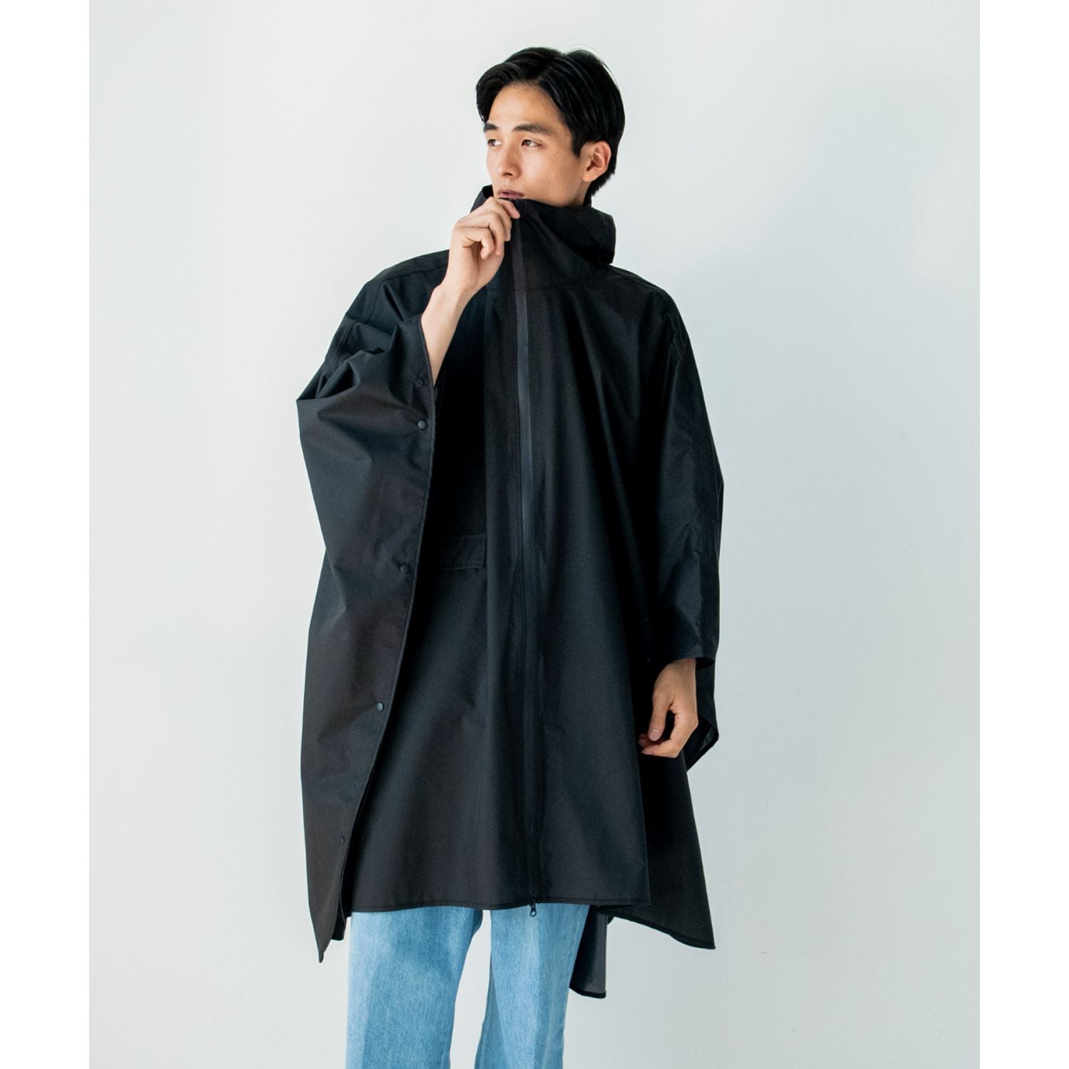 WPC IZA Rain Breaker Poncho Water Repellent One Size (Black)