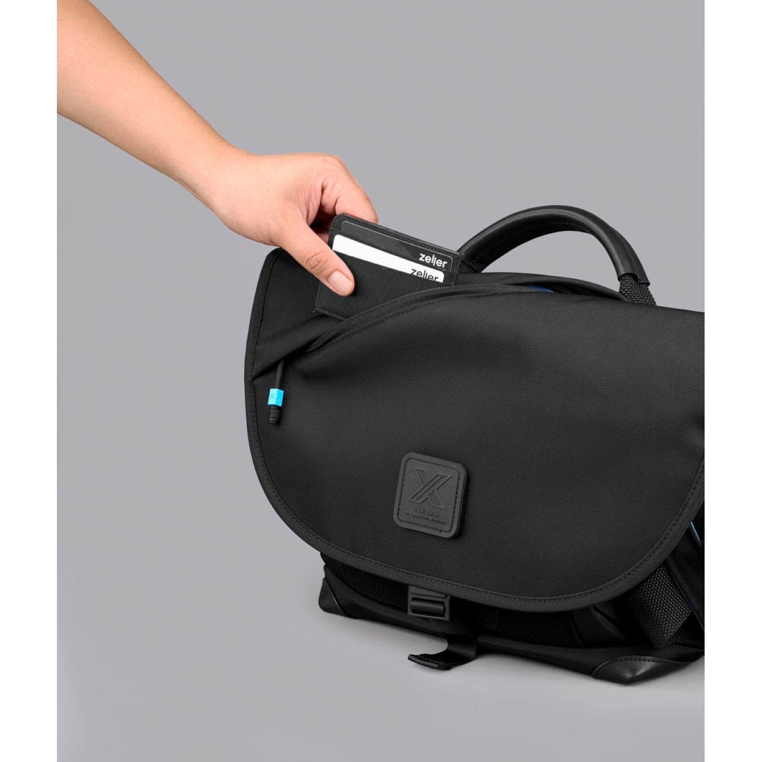 [PRE-ORDER] ALPAKA 7Ven Messenger Decade Edition 14" Ballastic Nylon 840D Bag (Black)