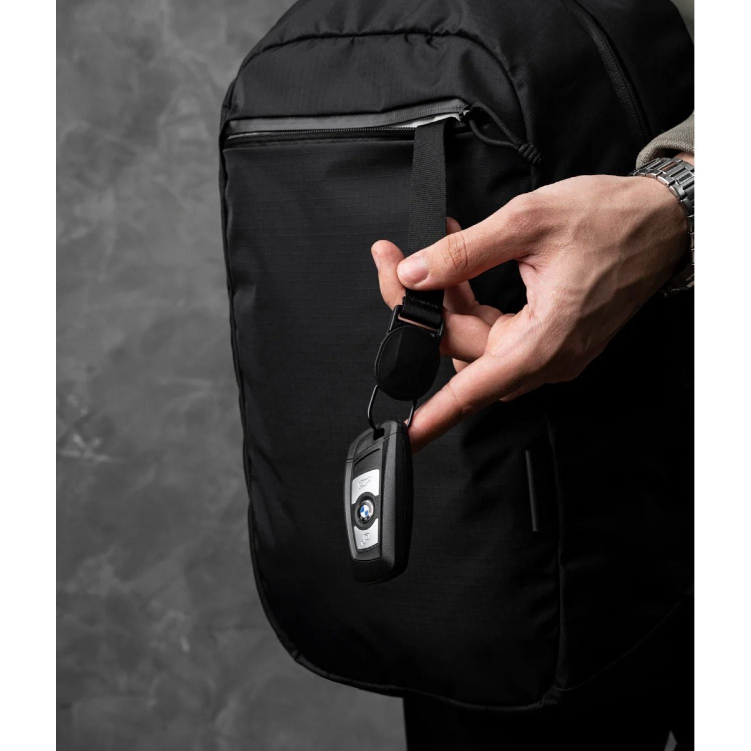 ALPAKA Aero Backpack Lite Axoflux 210D 16L (Black)