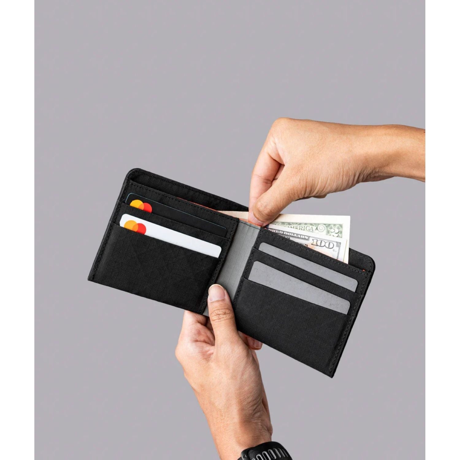 ALPAKA ARK Classic Wallet Axogrid 210D (Black)