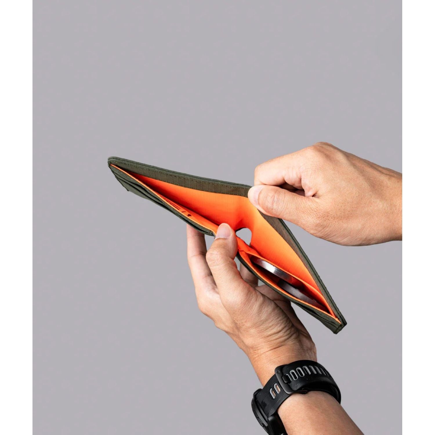 ALPAKA ARK Classic Wallet Axogrid 210D (Green)