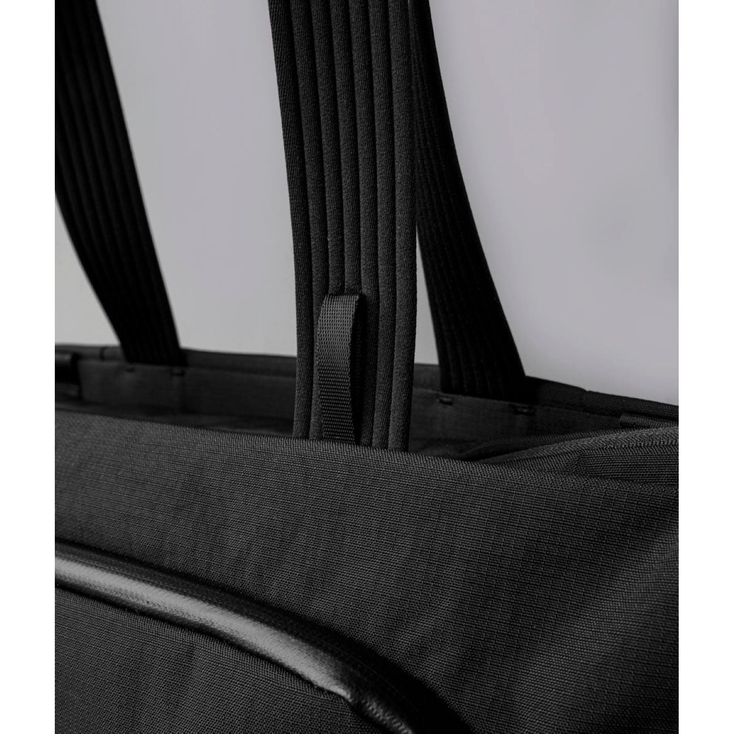 ALPAKA Bravo Tote V2 12L Axoflux 400D Ripstop Nylon (Black)