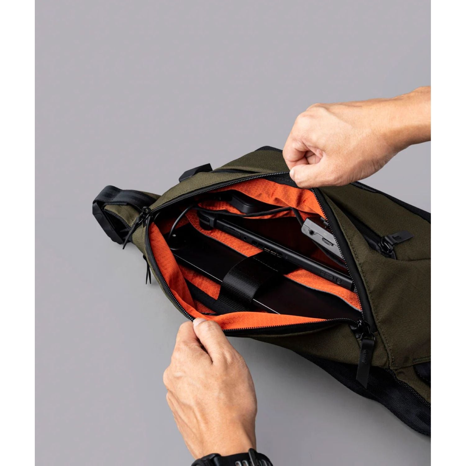 ALPAKA Bravo X Sling V2 Axogrid 300D (Army Green)