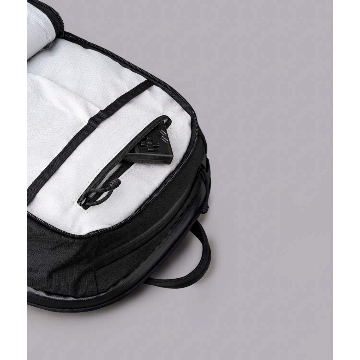 ALPAKA Elements Backpack Pro Axoflux 400D (Black)