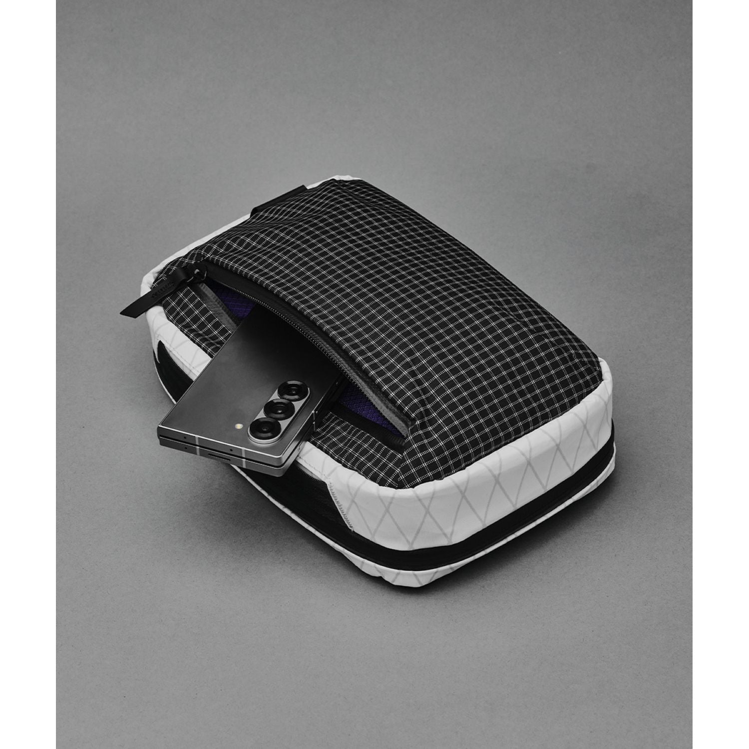 ALPAKA Elements Tech Case Max X-Pac VX21 (Cyber Edition)